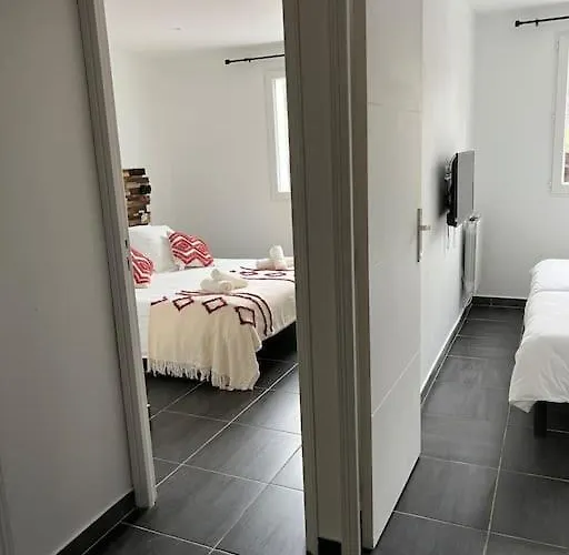 A Nepita Di Vecchio*** *